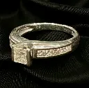 18-carat white Gold and Diamond ring