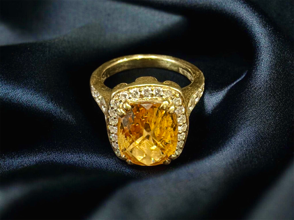 18k Yellow Gold ring